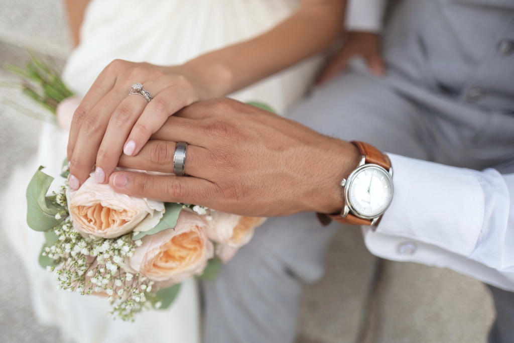Financial Tips for Newlyweds on a Budget