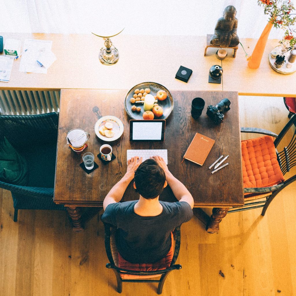Top Side Hustles for Extra Income in 2024