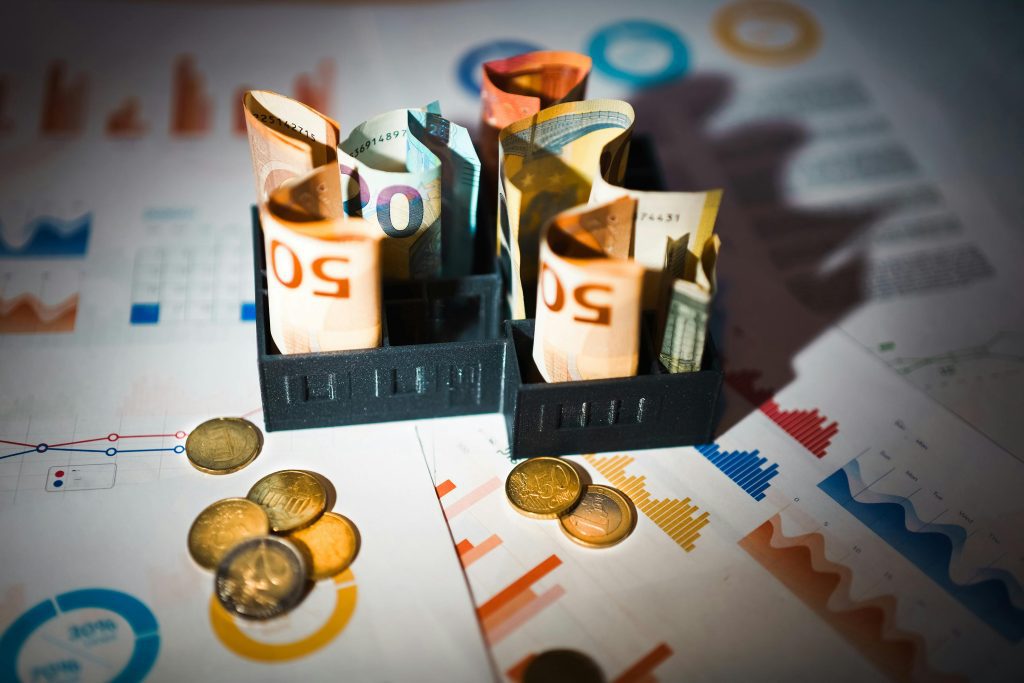 Tips for Managing Finances During a Recession